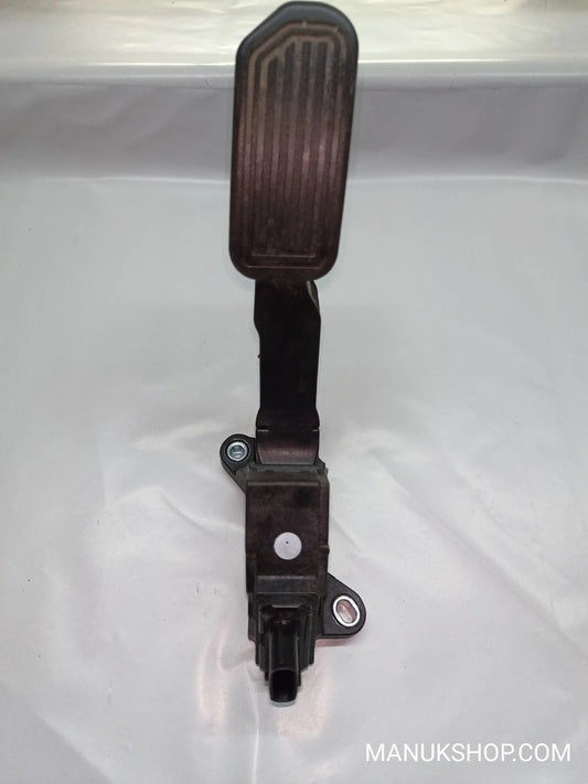Gaspedalpotentiometer Toyota Auris II 15086B  7811002120 78110-02120