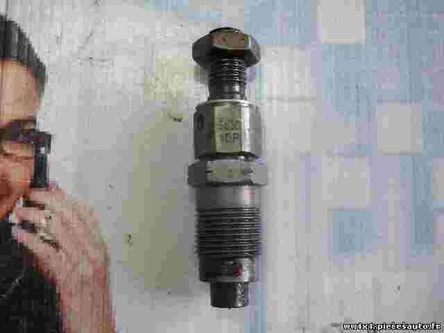 Einspritzdüse injektor TOYOTA Land Cruiser J9 90 0935005630 2360069105