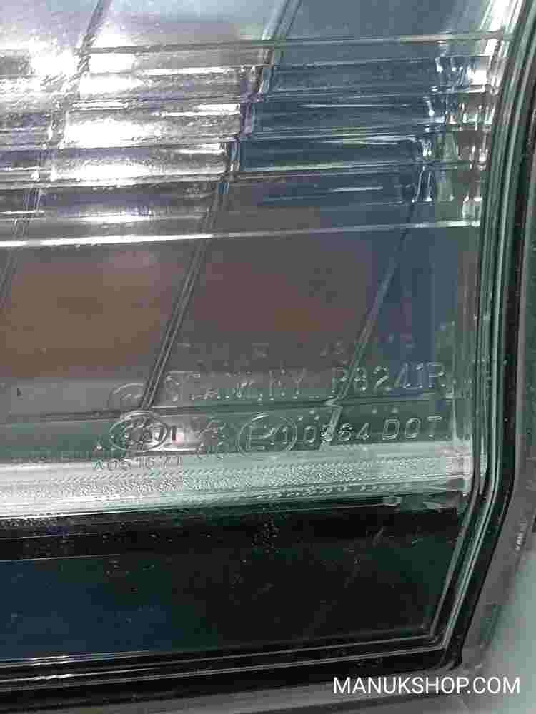 Rückleuchte Bremslicht hinten recht Mazda 3 RH BBN7513F0 K2442 P8241 P8241R