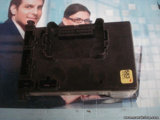 Sicherungskasten Ford Mondeo 93BG14A073EH 93BG-14A073-EH
