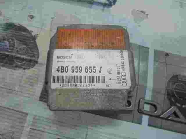 Airbagsensor Airbagsteuergerät Audi A6 S6 4B 4B0959655J BOSCH 0285001307 (867)