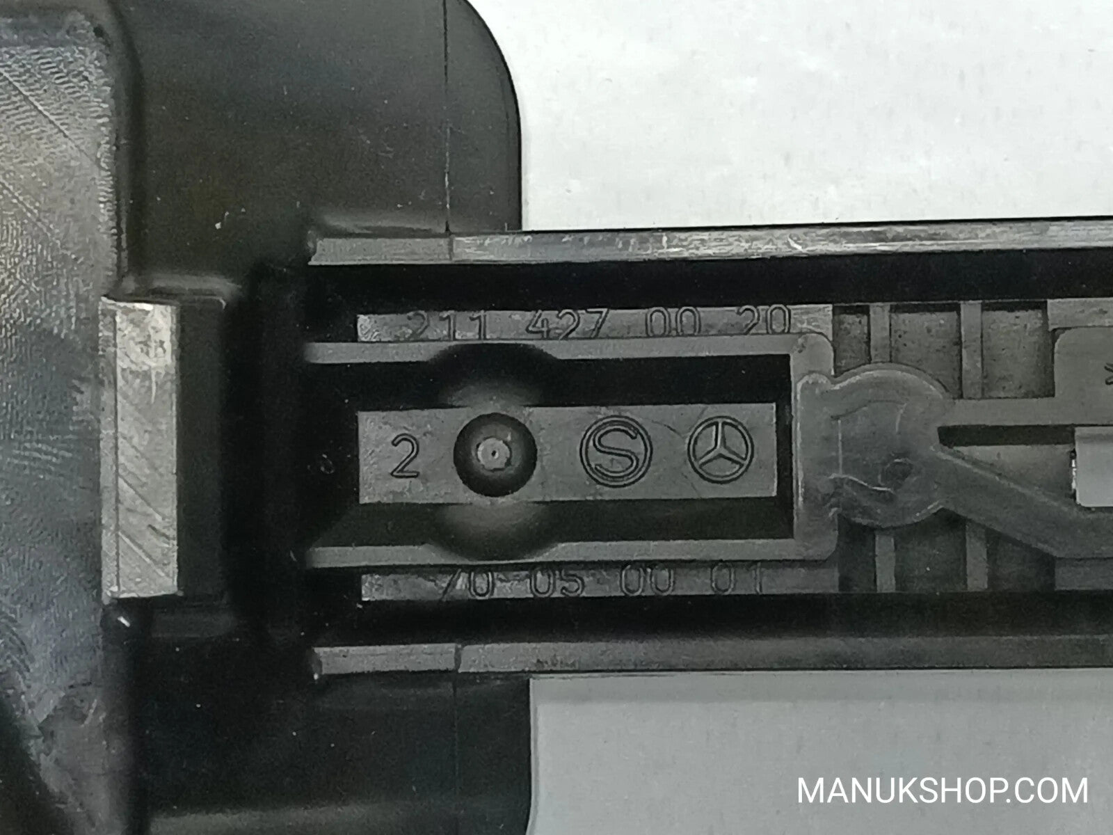 Handbremshebel Mercedes-benz 2114270020 211 427 00 20 70050001 70 05 00 01