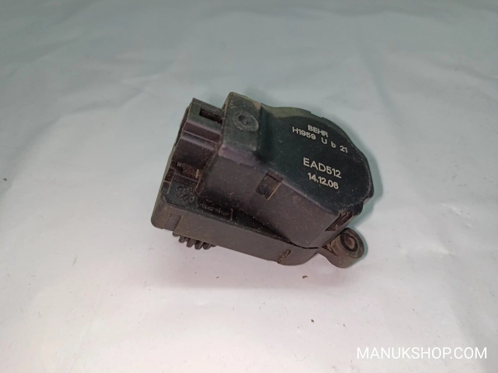Stellmotor Heizung  Citroen C4 Peugeot 307 EAD512 H1959UB21 H1959 U B 21 BEHR