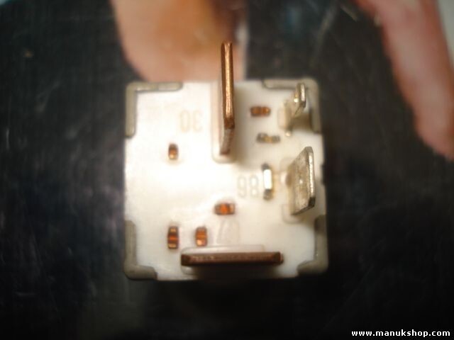 Kraftstoffpumpe relais VW Volkswagen Audi 191906383 191 906 383 Nr.80 899502