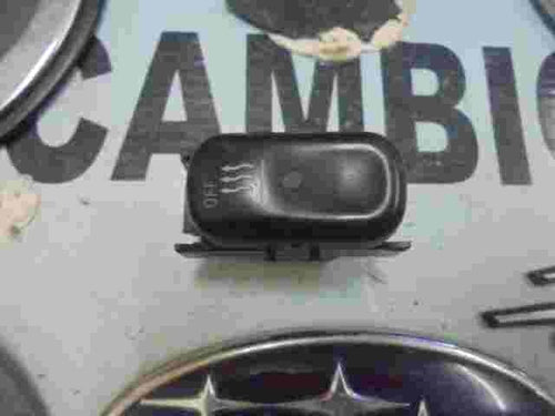 Schalter Heckscheibenheizung Mercedes-Benz C W202 W168 2108212651 210 821 26 51