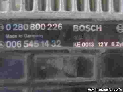 Motorsteuergerät Mercedes W201 W124 2.6 0065451432 BOSCH 0280800226 KE0013