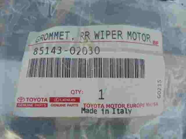 Toyota Auris Yaris 8514302030 85143-02030 85143 02030