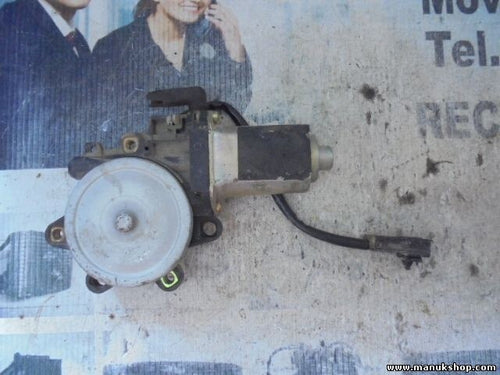 Fensterheber motor hinten rechts Nissan Pick-up III D22 82730VK90A 1174042A