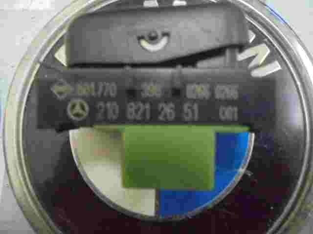 Schalter Heckscheibenheizung Mercedes-Benz C W202 W168 2108212651 210 821 26 51