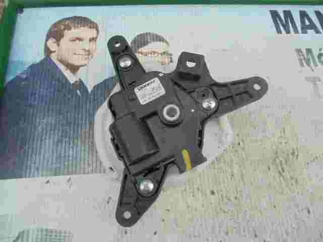 Stellmotor Heizung Hyundai Santa Fe Tucson Kia Sportage D266NE9AA02 D266-NE9AA02