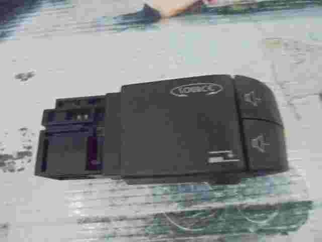 Schalter Radiobedienung Renault Laguna 34442201AB 7701049643  C.M 25C3