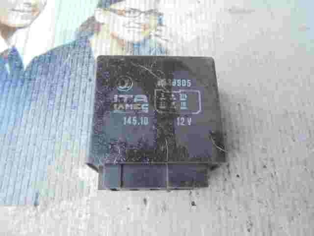 Wischerrelais Alfa Romeo 33 539905 145.10 Italamec 12V