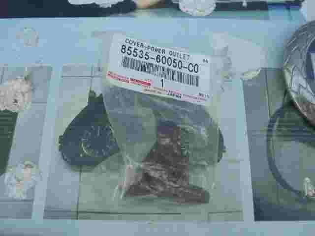Zigarettenanzünder  Toyota GX 470 8553560050C0 85535-60050-C0 85535 60050 C0