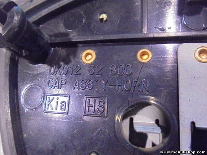 Lenkrad Kia Sportage 0K012 32 800 0K01232800 0K012-32-800 961122 CAP ASS Y-HORN