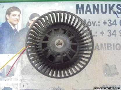 Gebläsemotor Peugeot 205 VALEO F828370U C19828323H 53666532M