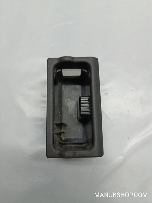 Aschenbecher  Opel Vectra 24443186 230635620