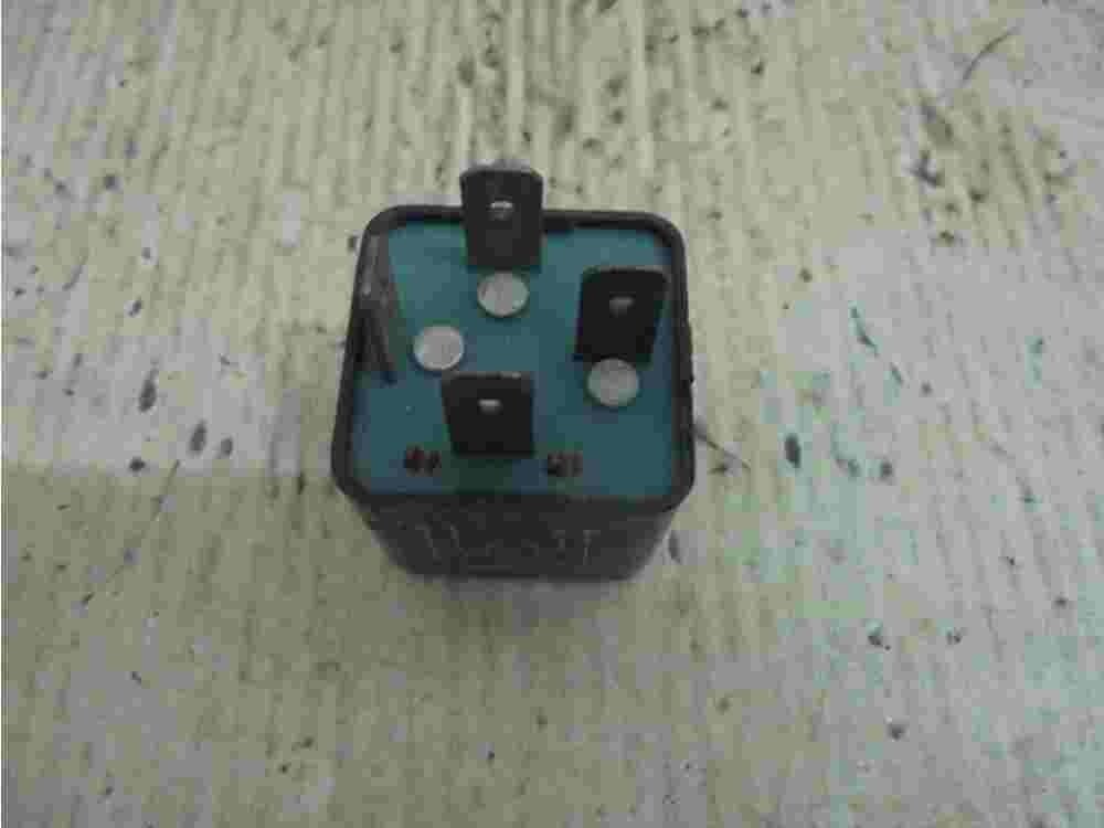 Relais Nissan 015059970 01505997-0 NAGARES 12V-240W