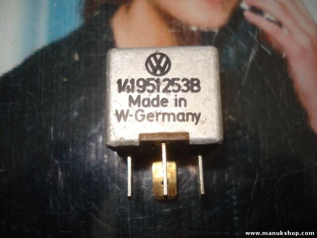 Relais Nebelscheinwerfer VW Audi 141951253 BSR9819  141 951 253 B  SR9819 Nr. 53