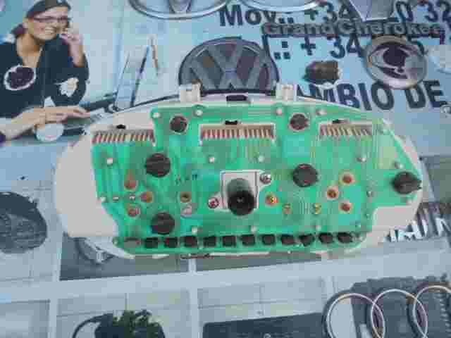 Kombiinstrument Tacho Hyundai Accent 2 II LC N01 9400325100 0209120018  LC-STD