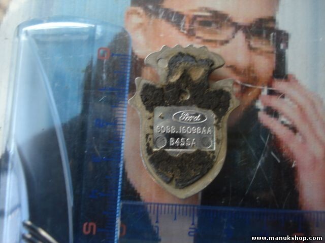 Emblem Logo Ford Fiesta Focus Galaxy Ghia 80BB16098AA