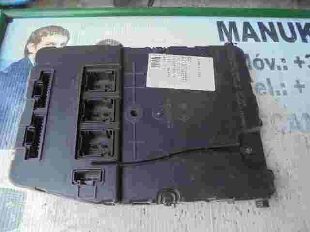 Sicherungskasten Renault Scenic UCH N2 8200606826 SIEMENS S118400150H