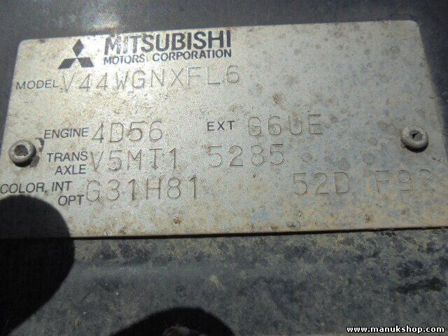 Motorhaube Mitsubishi Montero Pajero MD171725 V44WGNXFL6 V5MT15235 4D56 G6UE