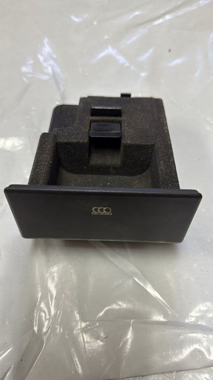Aschenbecher Land Rover Discovery 1998/11-2004/06 PA66GF30 PA66-GF30 Bourbon