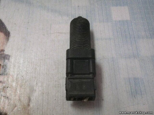 Bremslichtschalter Renault R19 Laguna 96-01 Mitsubishi Carisma 7700700414