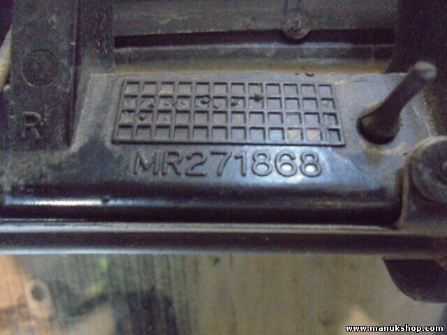 Türgriff Aussentürgriff außen rechts vorne Mitsubishi Montero Pajero MR271868