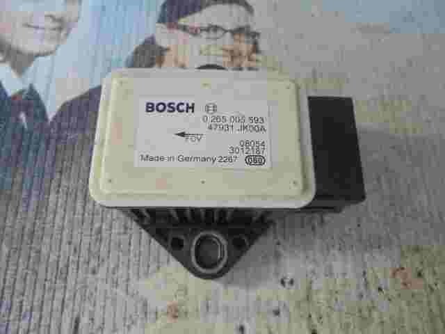 Drehratensensor ESP Nissan Infiniti EX35 G37 47931JK00A BOSCH 0265005693