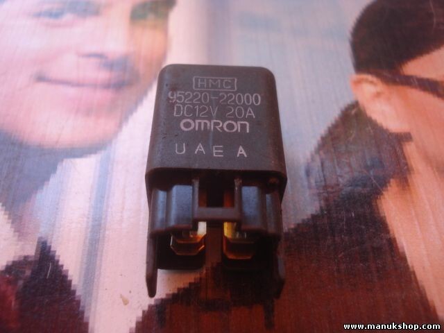 Relais Hyundai Accent OMRON 95220-22000 9522022000