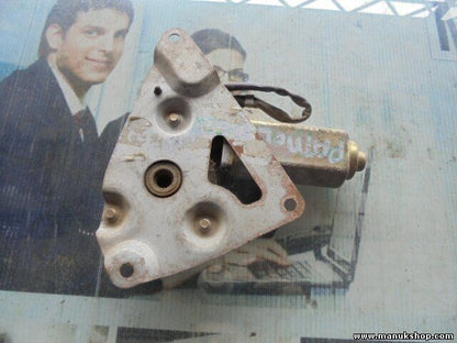 Fensterheber motor hinten rechts Nissan Patrol Station MMR510151 8273006J00