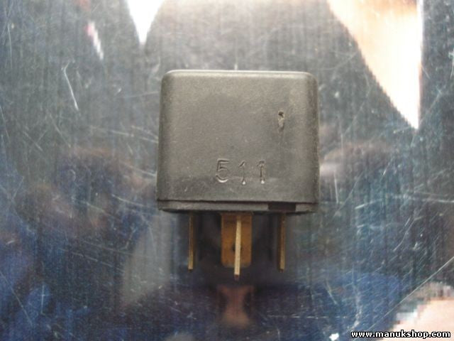 Relais  Opel Omega 12V30A 03 447 012 03447012