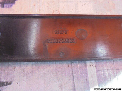 Emblem Logo RENAULT 9 TSE 7700704528 04876