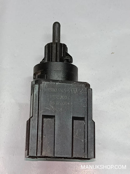 Bremslichtschalter VW Volkswagen Golf V 3B0945511A 3B0 945 511A 19322007 03878