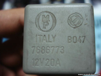 Relais Alfa Romeo Fiat 7686773 A727 510 20A BO477686773 BO47 7686773