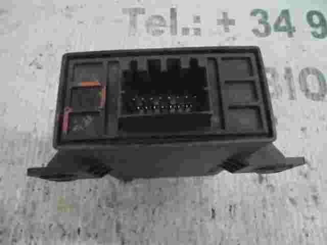 Steuergerät Wegfahrsperre Alarmmodul Volvo V40 30814713 BOSCH 1137328044 .