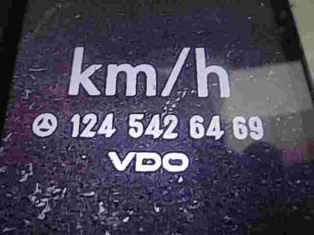 Tachometer Mercedes-Benz W124 1245426469 VDO 81117702 81 117 702 km/ 315385