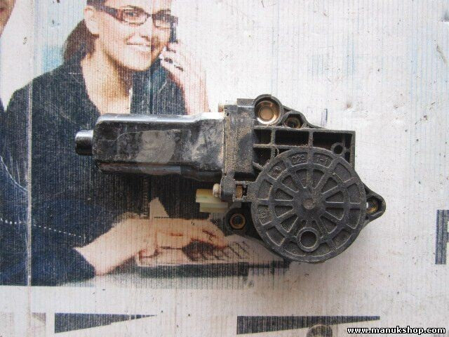 Fensterheber motor vorne rechts Hyundai Galloper II JK-01 2.5 TD F00S1A2144
