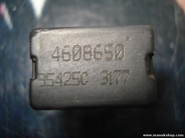 Kraftstoffpumpe relais Chrysler Jeep 4608650 95425C 3457