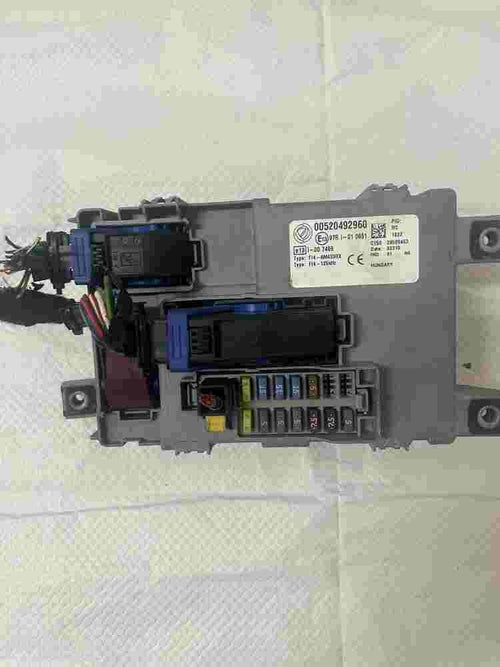 Sicherungskasten Fiat 00520492960 520492960 FI4-AM433RX FI4-125kHz 28509463