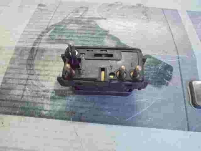 Fensterheber schalter Mercedes C-Class W202 C180 W463 2028205310 KZ LK 03809761