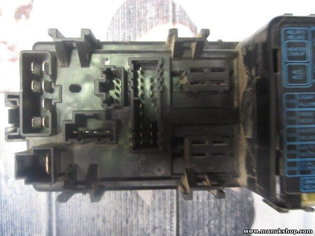 Sicherungskasten Mitsubishi Pajero 2,8td 1998 MR142343 MR 142 343