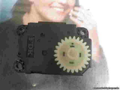 Stellmotor Heizung Alfa Romeo 147 200505 52400866/01