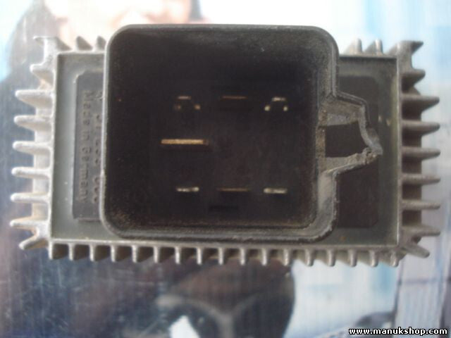 Glühzeitsteuergerät Vorglührelais Opel Omega B 2,2 Opel Corsa 51299008 09132691