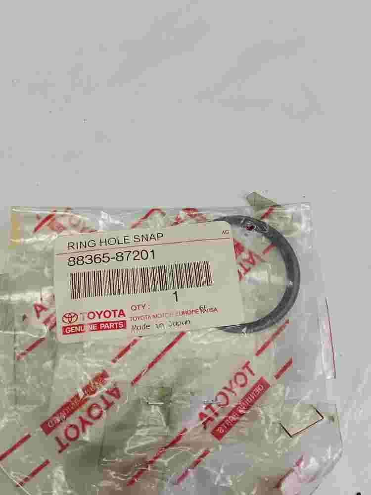 Ring Hole Snap  Toyota 8836587201 88365-87201