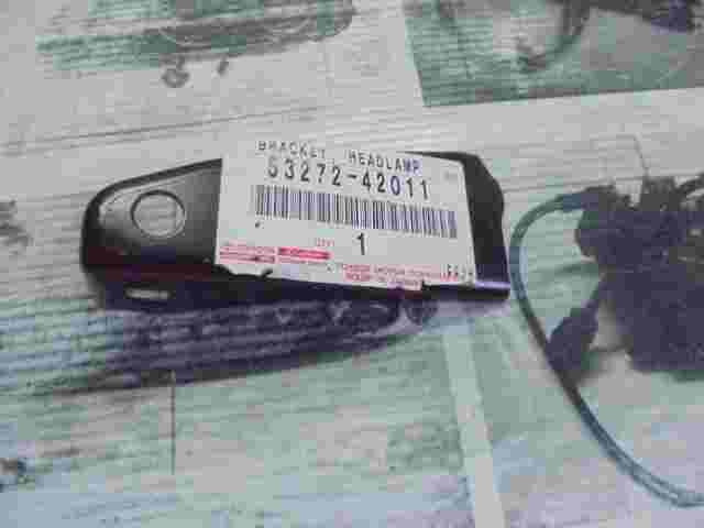Bracket Headlamp Mounting LH  Toyota RAV 4 5327242011 53272-42011