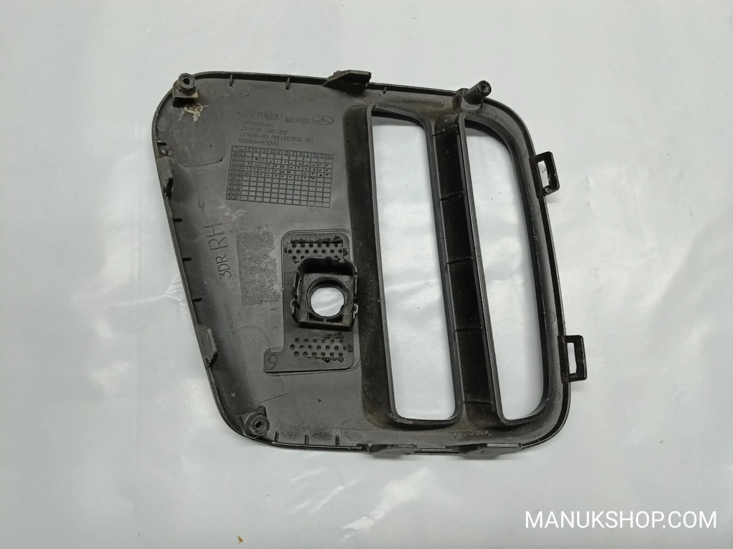 Stoßfängerabdeckung Kia Ceed 86664A2500 86664-A2500