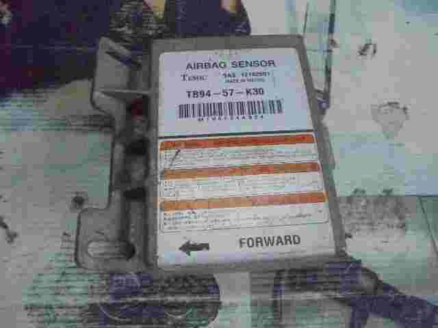 Airbagsensor Airbagsteuergerät Mazda TB9457K30  TEMIC SAS 12192601 M1V6F04AS54