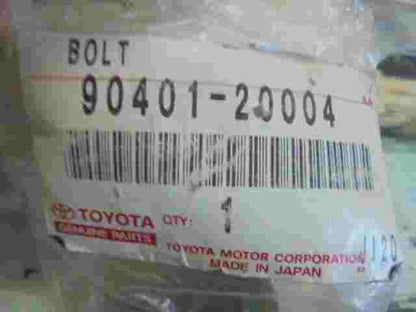 Bolt  Toyota Avensis II 9040120004 90401-20004